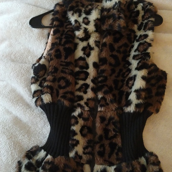 Leopard fur vest - Picture 1 of 2